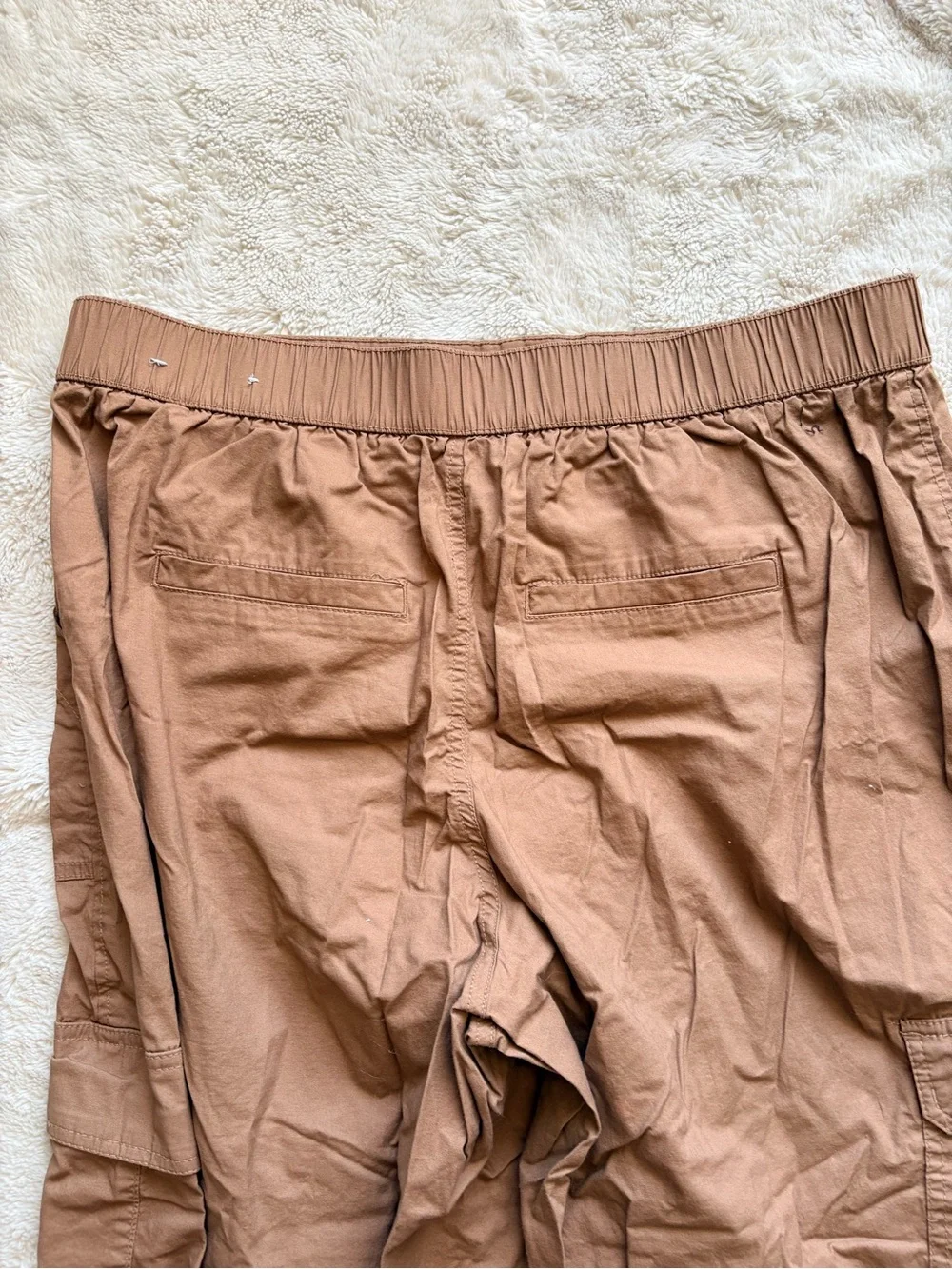 Reitmans Utility Cargo Pants – Size XL | Utility‑Core Trend | Casual Minimalism - Picture 8 of 9
